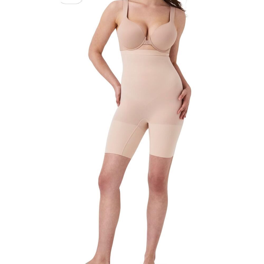 Spanx NEW size M nude Higher Power high waisted mid thigh shorts style 2745